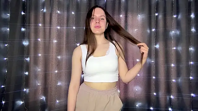 SanoraVillnave online show from March 5, 2026, 6:10 am