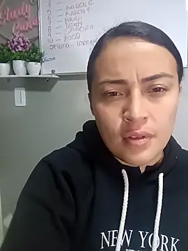 Snapshot of Susan_Owens chatting on December 14, 2025, 9:37 am Susan Owens online show from December 14, 2025, 9:37 am