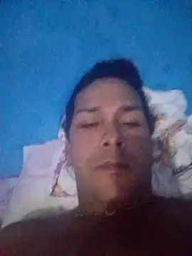 alessa xxx online show from November 27, 2025, 11:05 pm