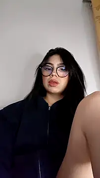 Snapshot of Miharu_ chatting on December 1, 2025, 12:33 am Miharu online show from December 1, 2025, 12:33 am