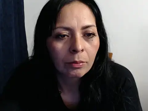 Snapshot of Paolahotty chatting on November 30, 2025, 3:29 am Paolahotty online show from November 30, 2025, 3:29 am