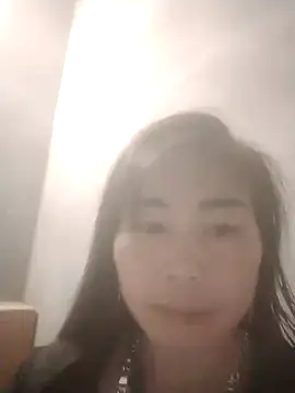 Snapshot of meganmeo chatting on November 26, 2025, 11:54 am meganmeo online show from November 26, 2025, 11:54 am