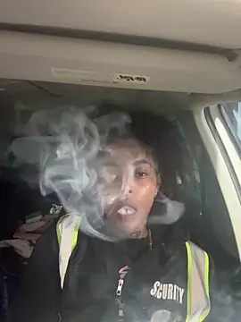 seductivefreak7 online show from December 18, 2025, 2:21 pm