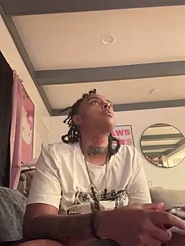 Snapshot of seductivefreak7 chatting on April 4, 2026, 7:04 am seductivefreak7 online show from April 4, 2026, 7:04 am