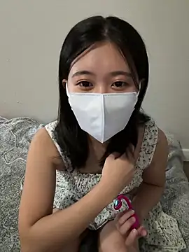 Minagi Shizuku online show from December 17, 2025, 9:20 pm