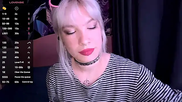 LolaDollyMur online show from November 23, 2025, 8:08 pm