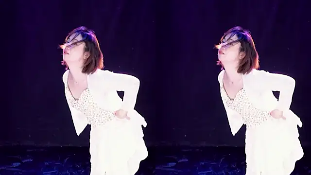 Snapshot of XKCH-001 chatting on December 3, 2025, 1:21 pm XKCH-001 online show from December 3, 2025, 1:21 pm