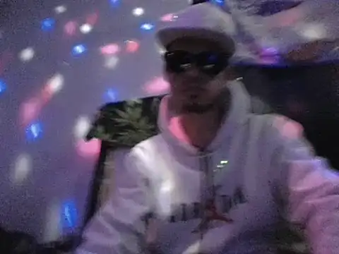 Snapshot of Chakalito123 chatting on February 28, 2026, 5:45 pm Chakalito123 online show from February 28, 2026, 5:45 pm