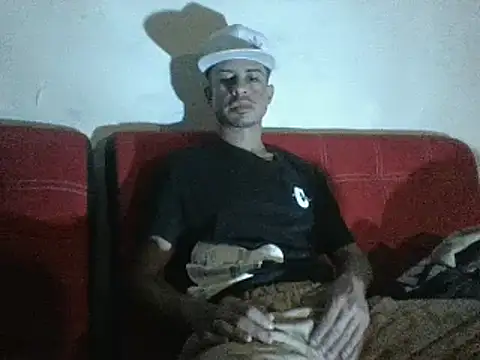 Snapshot of Chakalito123 chatting on March 3, 2026, 5:03 am Chakalito123 online show from March 3, 2026, 5:03 am