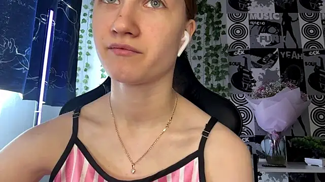 helgicuteness online show from March 21, 2026, 12:09 pm