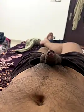 Snapshot of cumm_boyyy chatting on November 24, 2025, 6:41 pm cumm boyyy online show from November 24, 2025, 6:41 pm