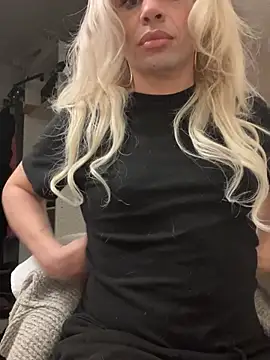 Snapshot of Babyboobabybye08 chatting on February 25, 2026, 5:40 am Babyboobabybye08 online show from February 25, 2026, 5:40 am