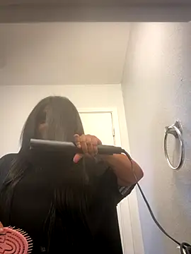 Snapshot of xoeewinters chatting on November 29, 2025, 2:50 pm xoeewinters online show from November 29, 2025, 2:50 pm