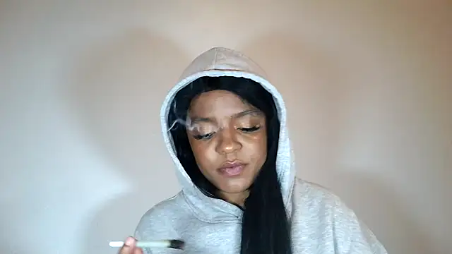 Snapshot of xoeewinters chatting on December 4, 2025, 1:48 am xoeewinters online show from December 4, 2025, 1:48 am