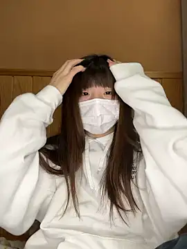 Snapshot of _NATSUMI chatting on December 15, 2025, 2:12 pm NATSUMI online show from December 15, 2025, 2:12 pm