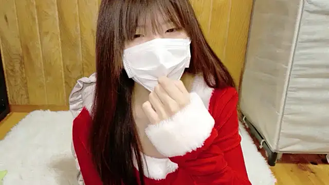 Snapshot of _NATSUMI chatting on December 5, 2025, 1:10 pm NATSUMI online show from December 5, 2025, 1:10 pm