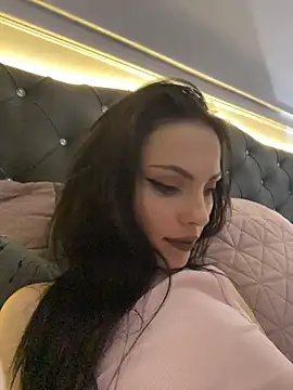 Snapshot of Scarlette_Star_ chatting on December 13, 2025, 8:04 pm Scarlette Star online show from December 13, 2025, 8:04 pm