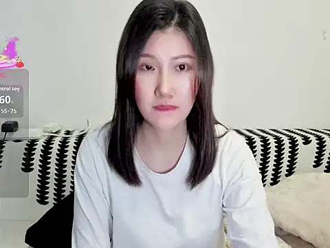 YINGZI-2025 online show from December 15, 2025, 9:48 am