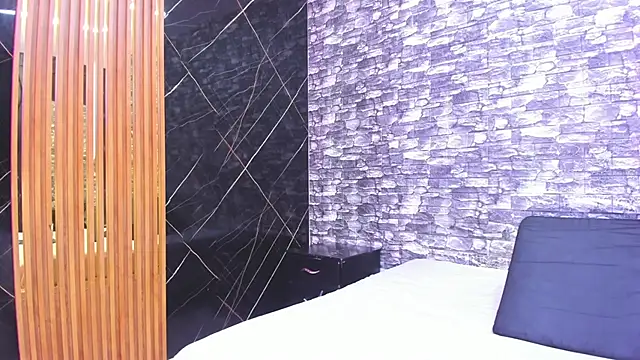 Snapshot of ZoeCollin chatting on December 5, 2025, 3:16 am ZoeCollin online show from December 5, 2025, 3:16 am