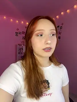 Snapshot of Davne_ chatting on February 8, 2026, 11:13 pm Davne online show from February 8, 2026, 11:13 pm