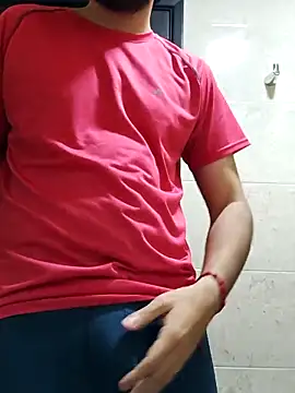 Snapshot of stepfaze54 chatting on December 17, 2025, 10:26 pm stepfaze54 online show from December 17, 2025, 10:26 pm