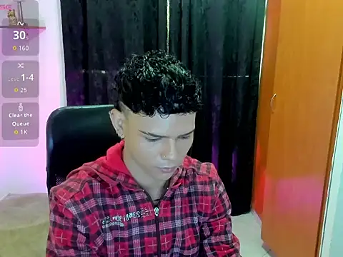 secret justin7 online show from December 14, 2025, 12:33 pm