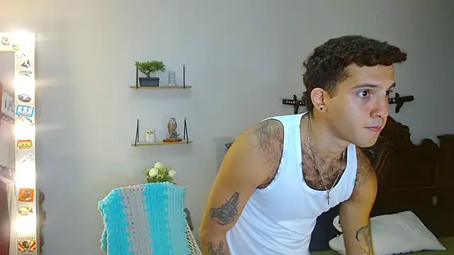 Snapshot of oceanboy_vibe chatting on December 15, 2025, 7:41 pm oceanboy vibe online show from December 15, 2025, 7:41 pm