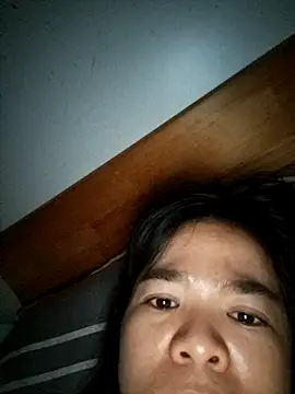 Snapshot of Bea_219 chatting on November 25, 2025, 1:44 pm Bea 219 online show from November 25, 2025, 1:44 pm