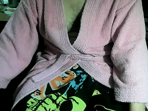 OreCam online show from May 4, 2026, 5:22 am