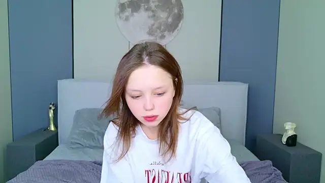 Samantha Martines online show from March 10, 2026, 3:43 am