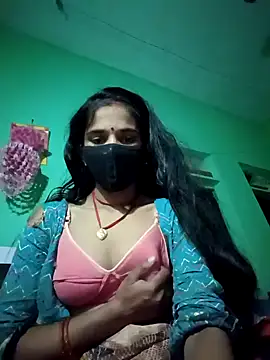 Snapshot of Uma_sain chatting on December 1, 2025, 2:51 pm Uma sain online show from December 1, 2025, 2:51 pm