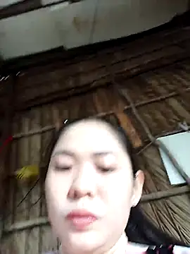 Lin-kute98 online show from May 3, 2026, 1:11 am