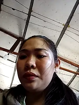 Lin-kute98 online show from April 24, 2026, 2:35 am