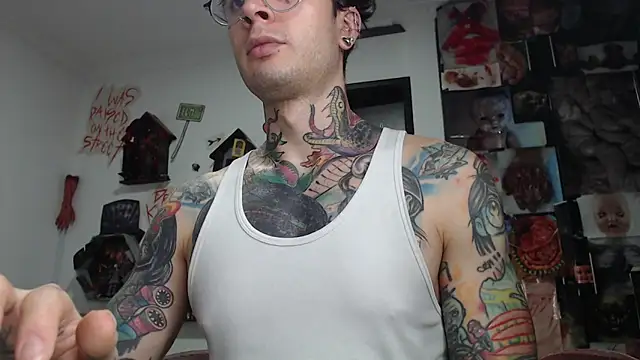 CryBoy13 online show from February 6, 2026, 5:25 am