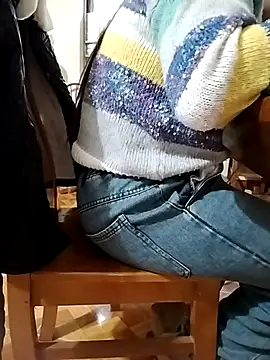 HanniZii online show from February 4, 2026, 1:00 am