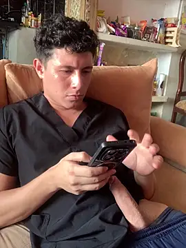 angelxxx95 online show from February 27, 2026, 5:13 pm