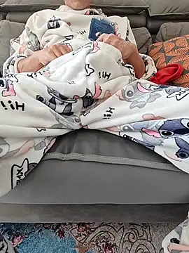 micai fengbei online show from January 8, 2026, 5:02 am