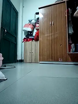 Snapshot of LianLaz chatting on February 16, 2026, 4:22 am LianLaz online show from February 16, 2026, 4:22 am