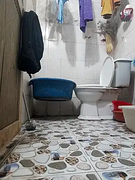 Snapshot of LianLaz chatting on December 19, 2025, 7:55 am LianLaz online show from December 19, 2025, 7:55 am