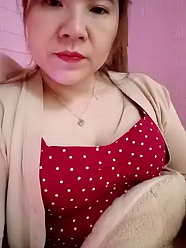 Snapshot of Lily-ross22 chatting on March 10, 2026, 4:55 pm Lily-ross22 online show from March 10, 2026, 4:55 pm