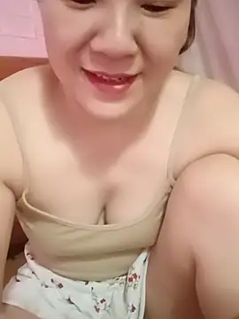 Lily-ross22 online show from July 8, 2026, 1:34 pm