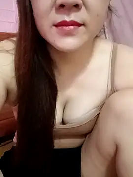 Lily-ross22 online show from July 17, 2026, 7:38 am