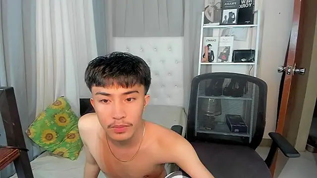 xsianhotcocxx online show from January 8, 2026, 5:02 am