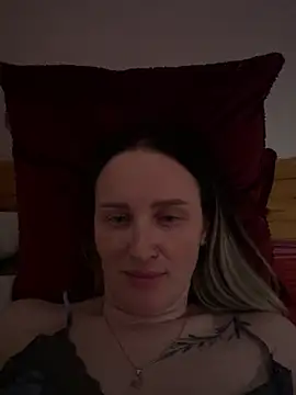 TomilaSi online show from December 18, 2025, 11:30 pm