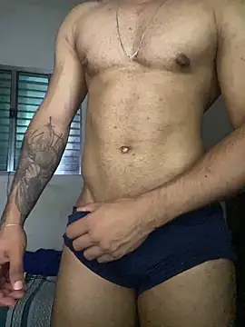 MoreninhoMagrinho online show from February 17, 2026, 3:37 am