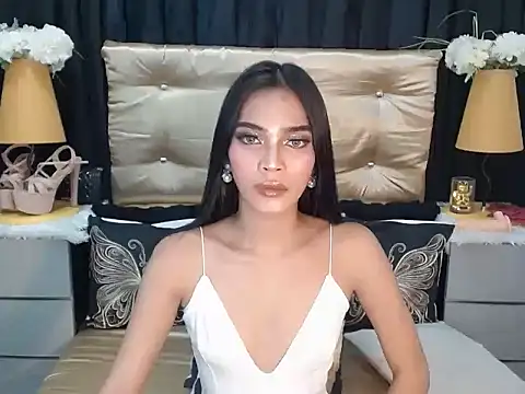 SexyPetiteAra online show from November 28, 2025, 10:54 pm