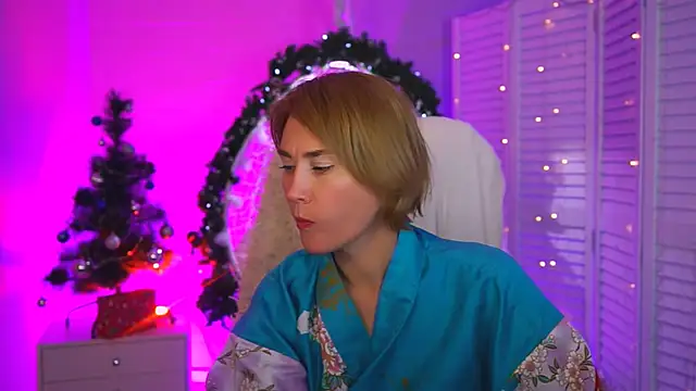 DanaRyan  online show from December 14, 2025, 5:29 pm