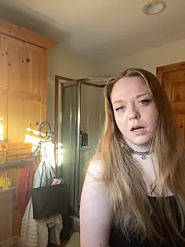 SmirkFans online show from February 17, 2026, 9:23 pm