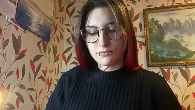 Snapshot of MangledShale chatting on December 15, 2025, 7:25 am MangledShale online show from December 15, 2025, 7:25 am