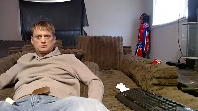 transpnpslut online show from December 3, 2025, 7:13 pm